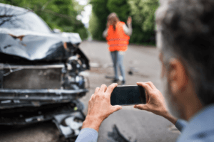 determining fault in a car accident - proving negligence by taking pictures of damage
